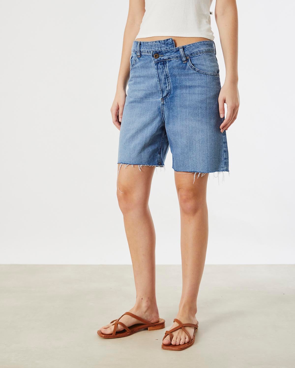Bermuda Aries Used Mid Blue