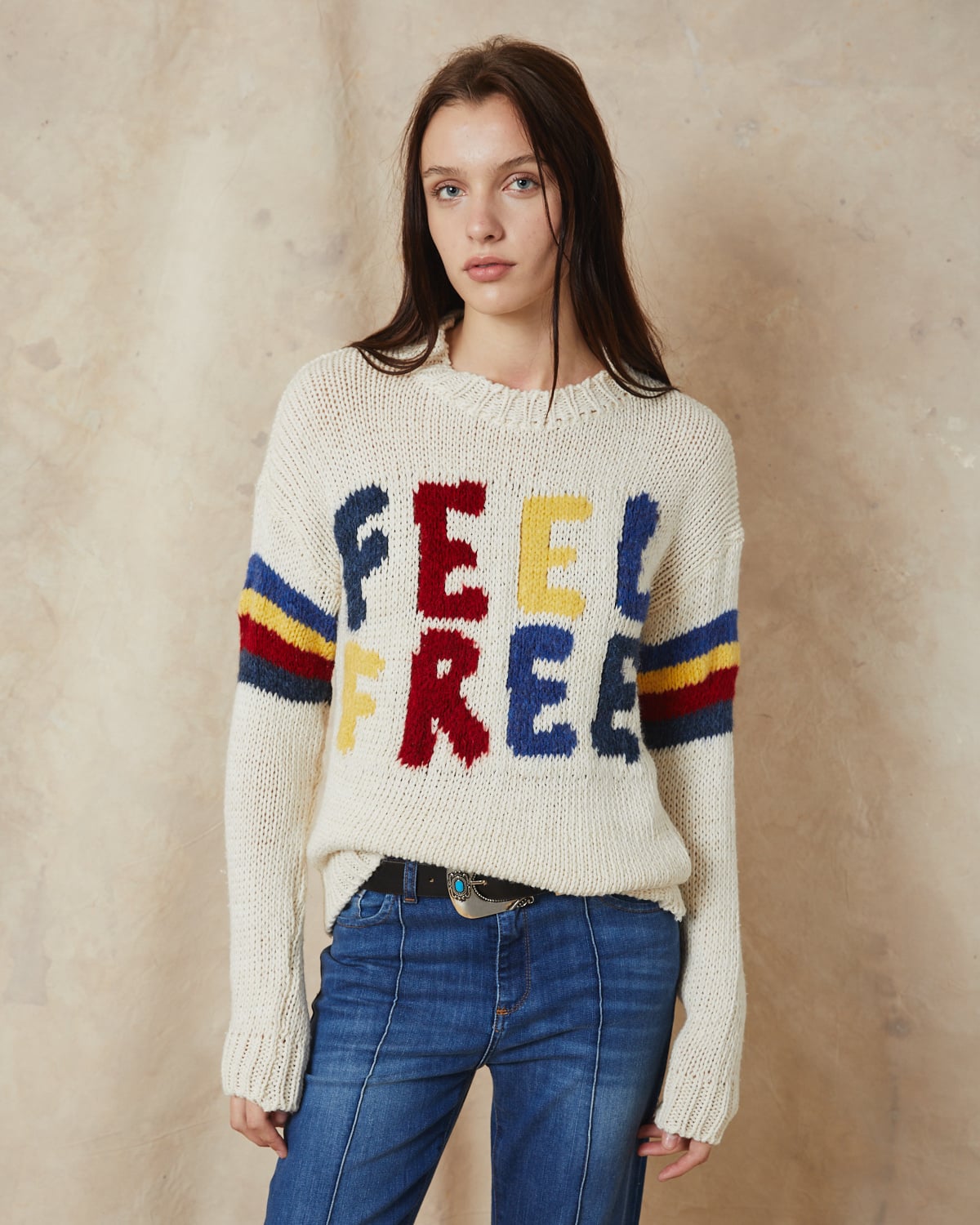 Sweater Feel Free
