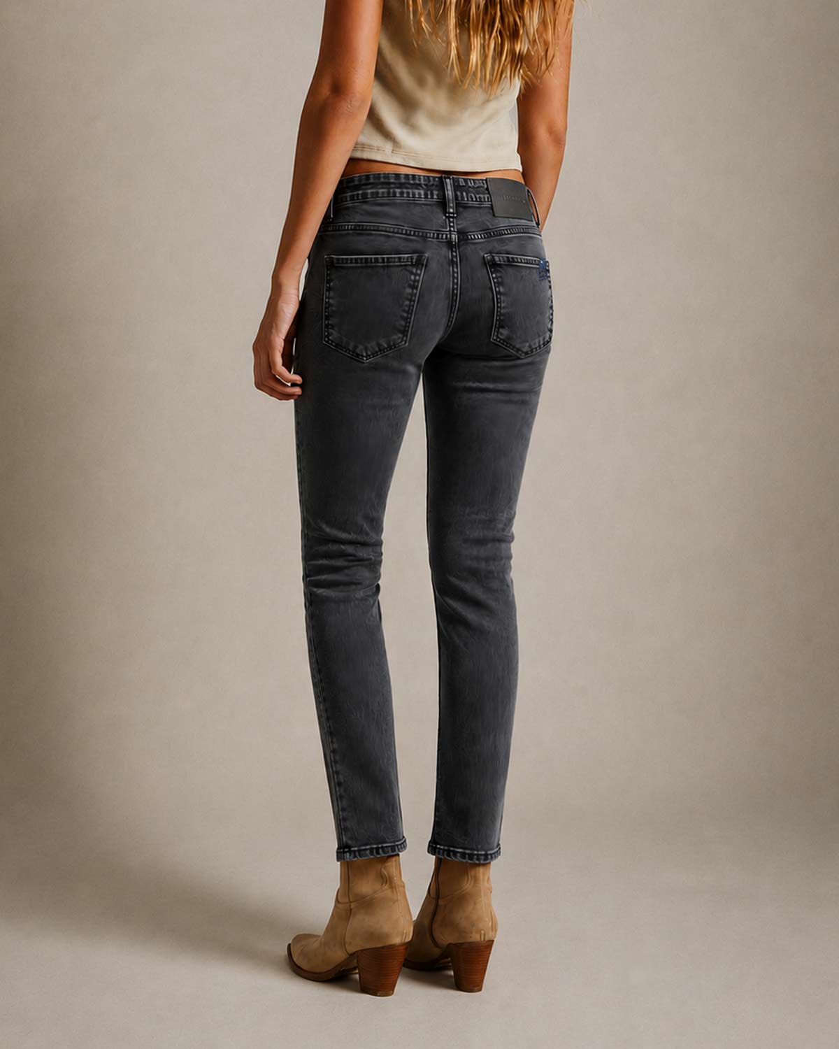 Jean Taylor Low Rise Black